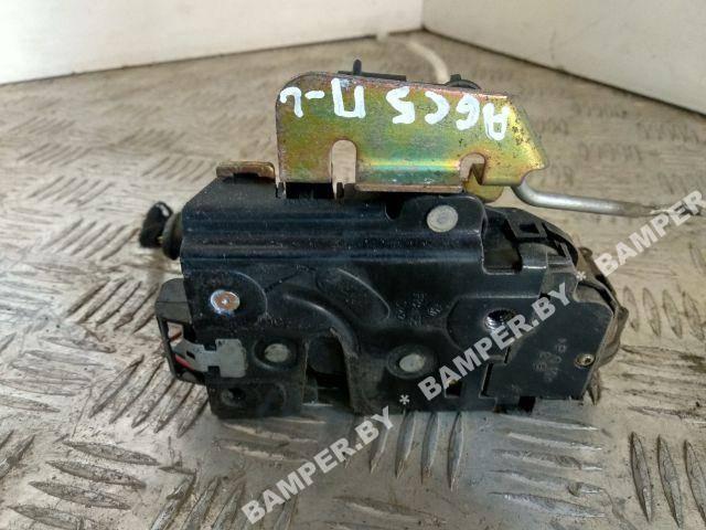 замок двери передней правой Audi A6 4B/C5 2001 - фото №1