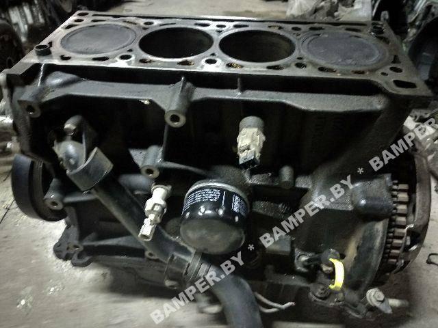 блок цилиндров Renault Laguna 2 поколение 2002, 1.8 л., F4P 770, бензин, МКПП - фото №1