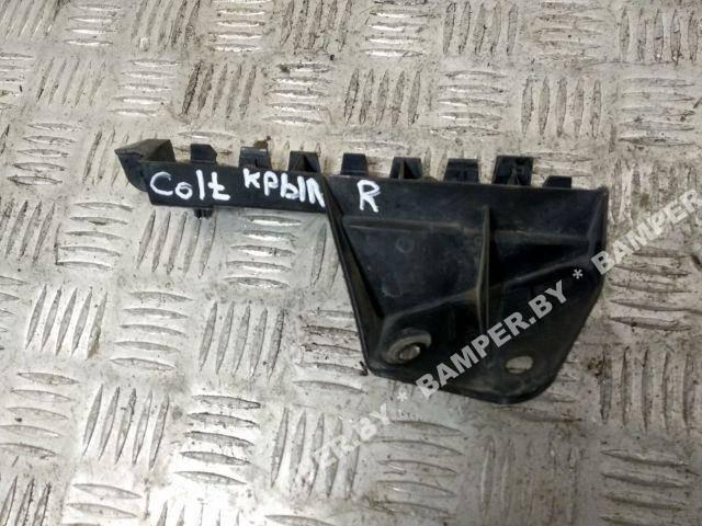 крепление ( кронштейн ) крыла Mitsubishi Colt 6 поколение (Z20/Z30) 2006 - фото №1