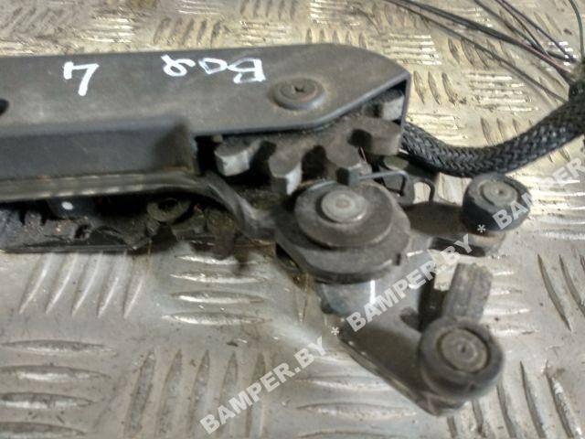 механизм сдвижной двери Chrysler Voyager 4 поколение 2004 - фото №1