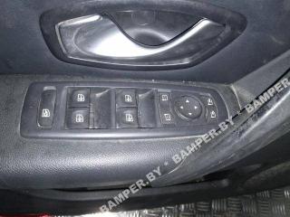 блок управления стеклоподъемниками Renault Laguna 3 поколение 2009