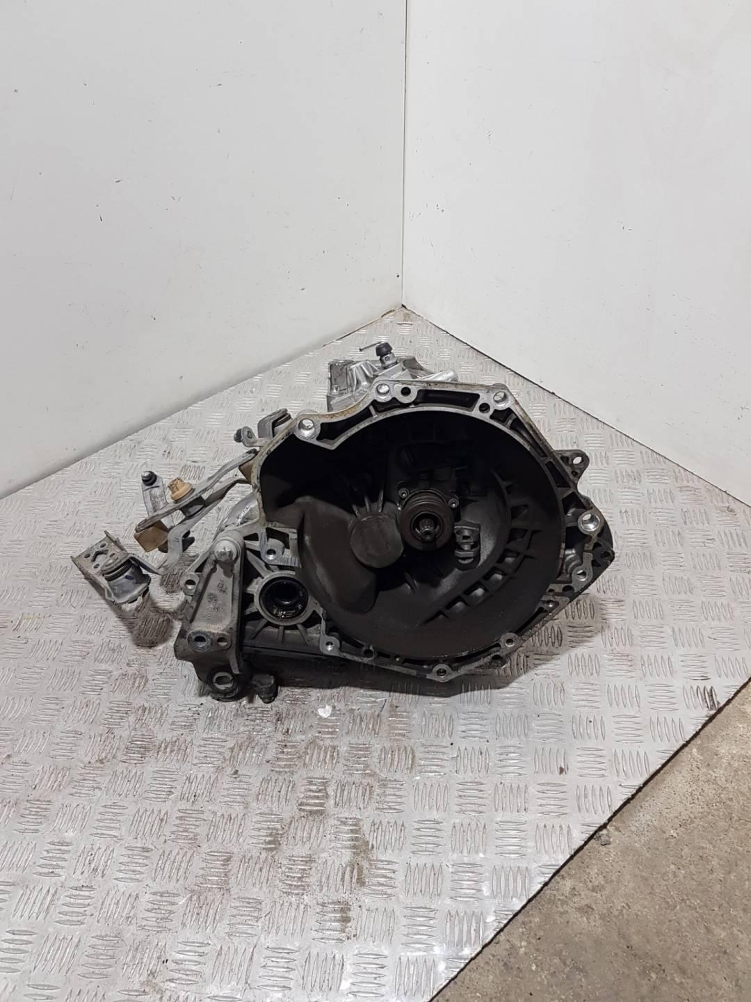 КПП механическая (МКПП) Opel Corsa D 2007, 1.0 л., Z 10 XEP, бензин, передний привод - фото №1