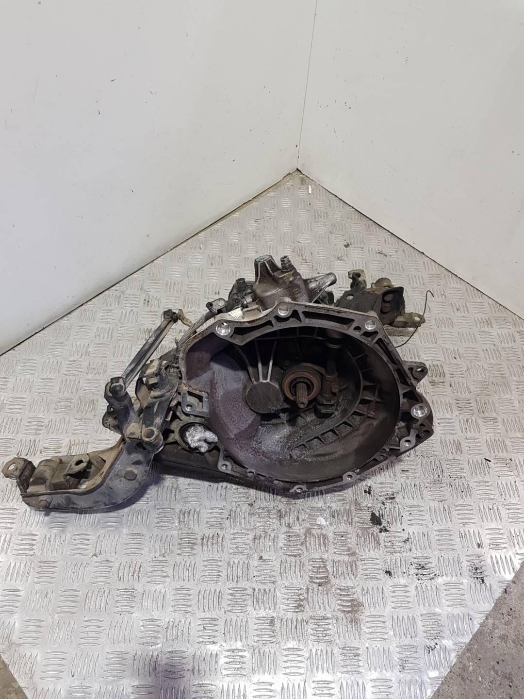 КПП механическая (МКПП) Opel Corsa B 1998, 1.0 л., X 10 XE, бензин - фото №1