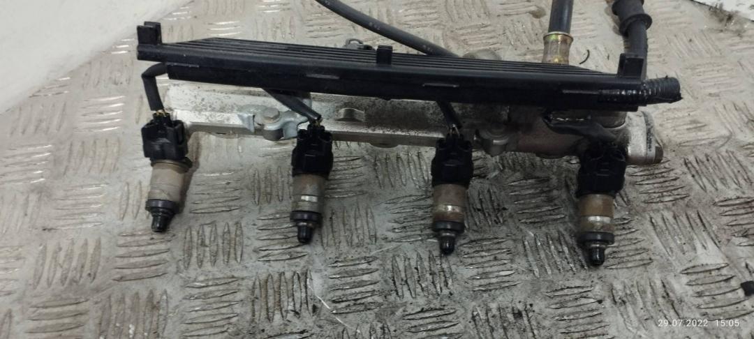 форсунка Honda Prelude 5 поколение 1998, 2.2 л., бензин, H22A5 - фото №1