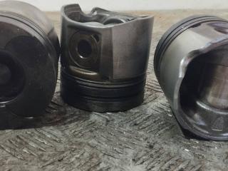 поршень Renault Laguna 2 поколение 2003, 2.2 л., DCi, G9T 702, дизель