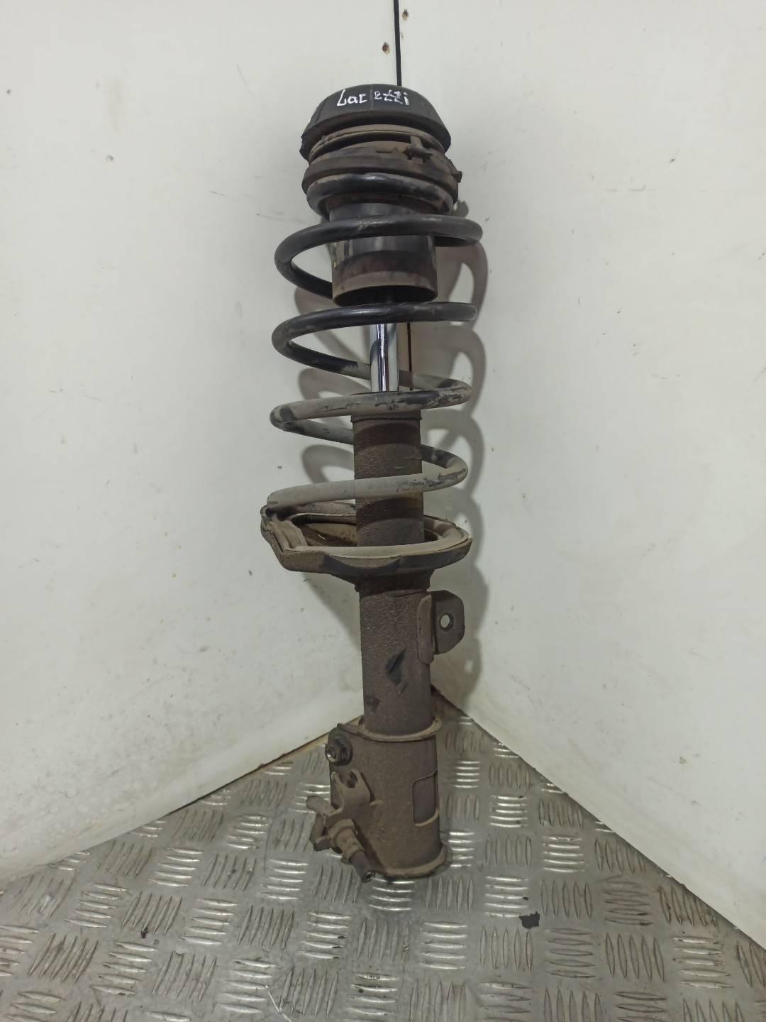 стойка передняя правая Chevrolet Lacetti 1 поколение 2006, 1.6 л. - фото №1