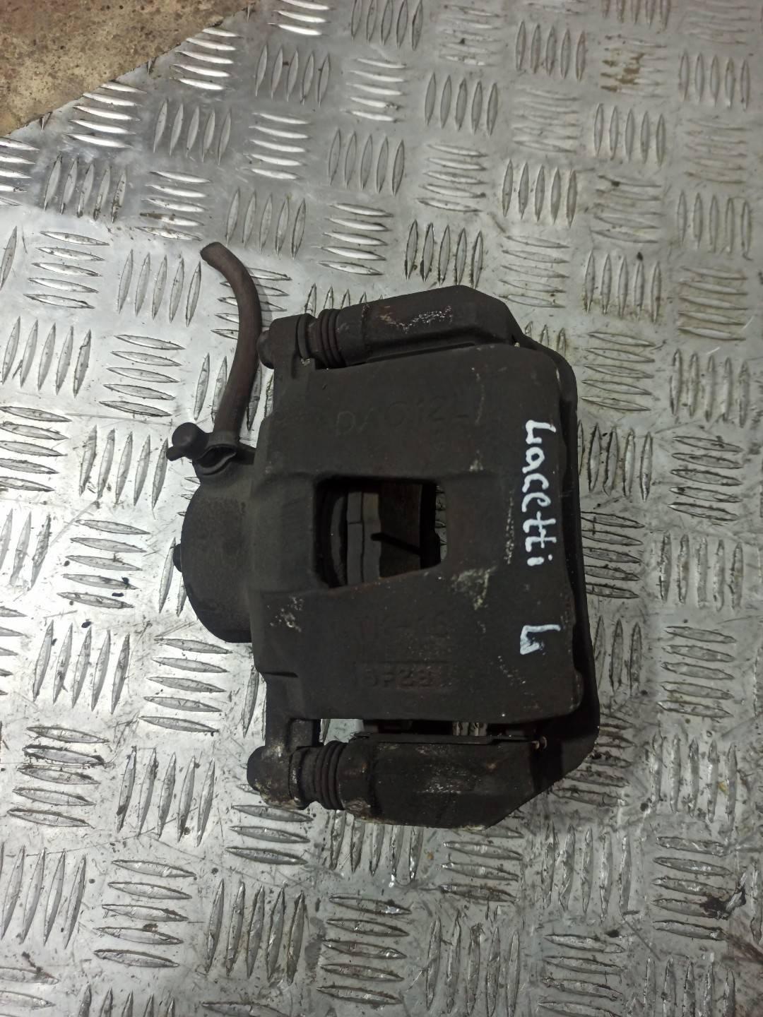 суппорт передний левый Chevrolet Lacetti 1 поколение 2006, 1.6 л., F16D3, бензин - фото №1