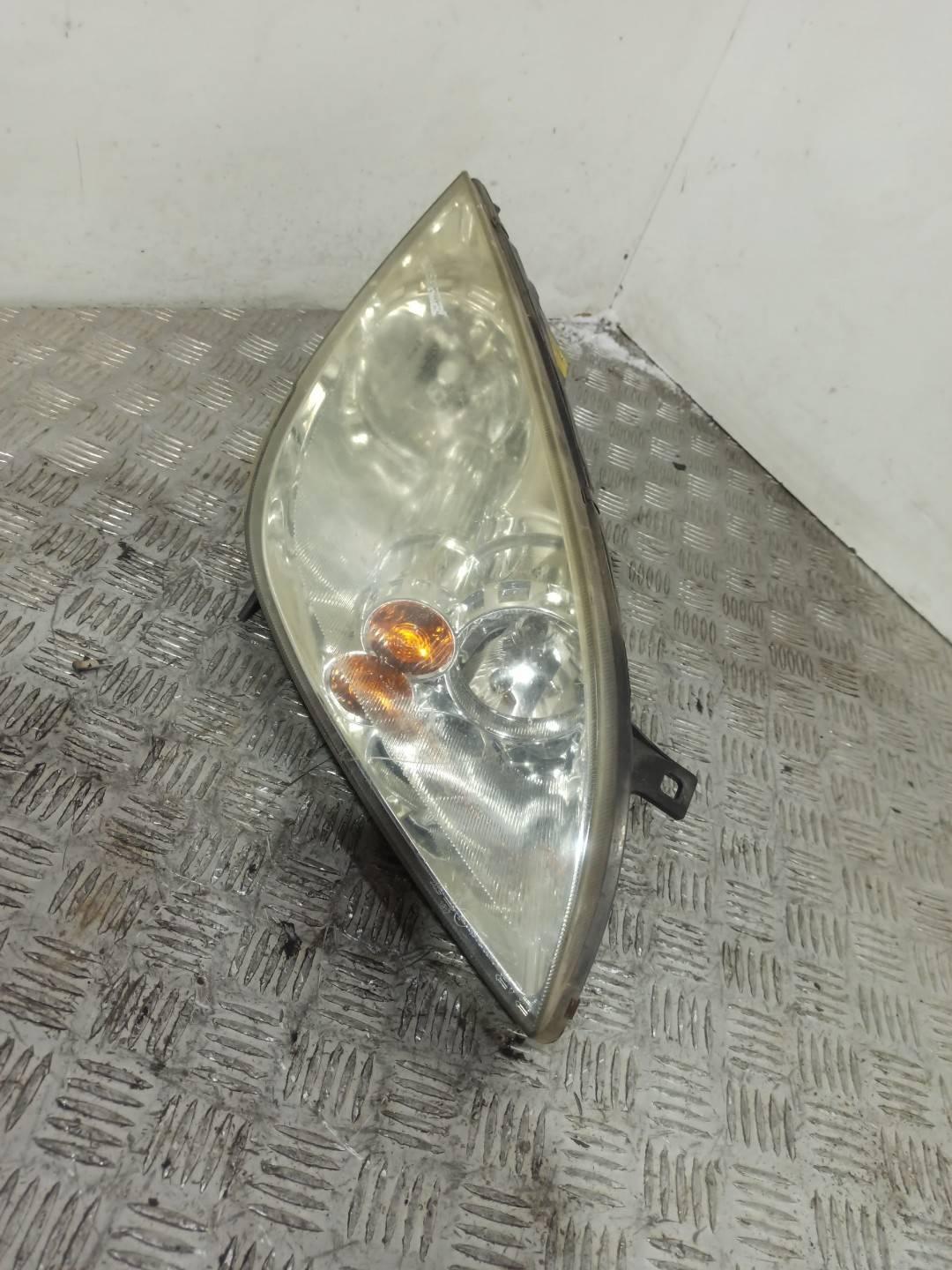 фара правая Mitsubishi Colt 6 поколение (Z20/Z30) 2007, хетчбэк 5 дв. - фото №1