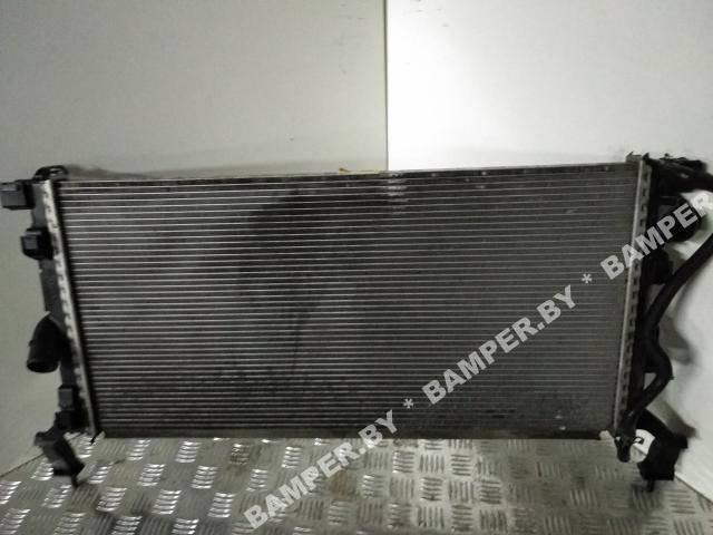 радиатор (основной) Renault Laguna 3 поколение 2009, 2.0 л., дизель - фото №1