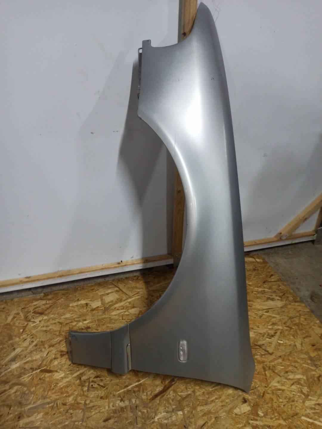 крыло переднее левое Audi A8 D2/4D 1998 - фото №1