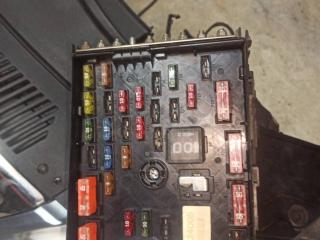 блок предохранителей Volkswagen Passat B6 2006, 2.0 л.