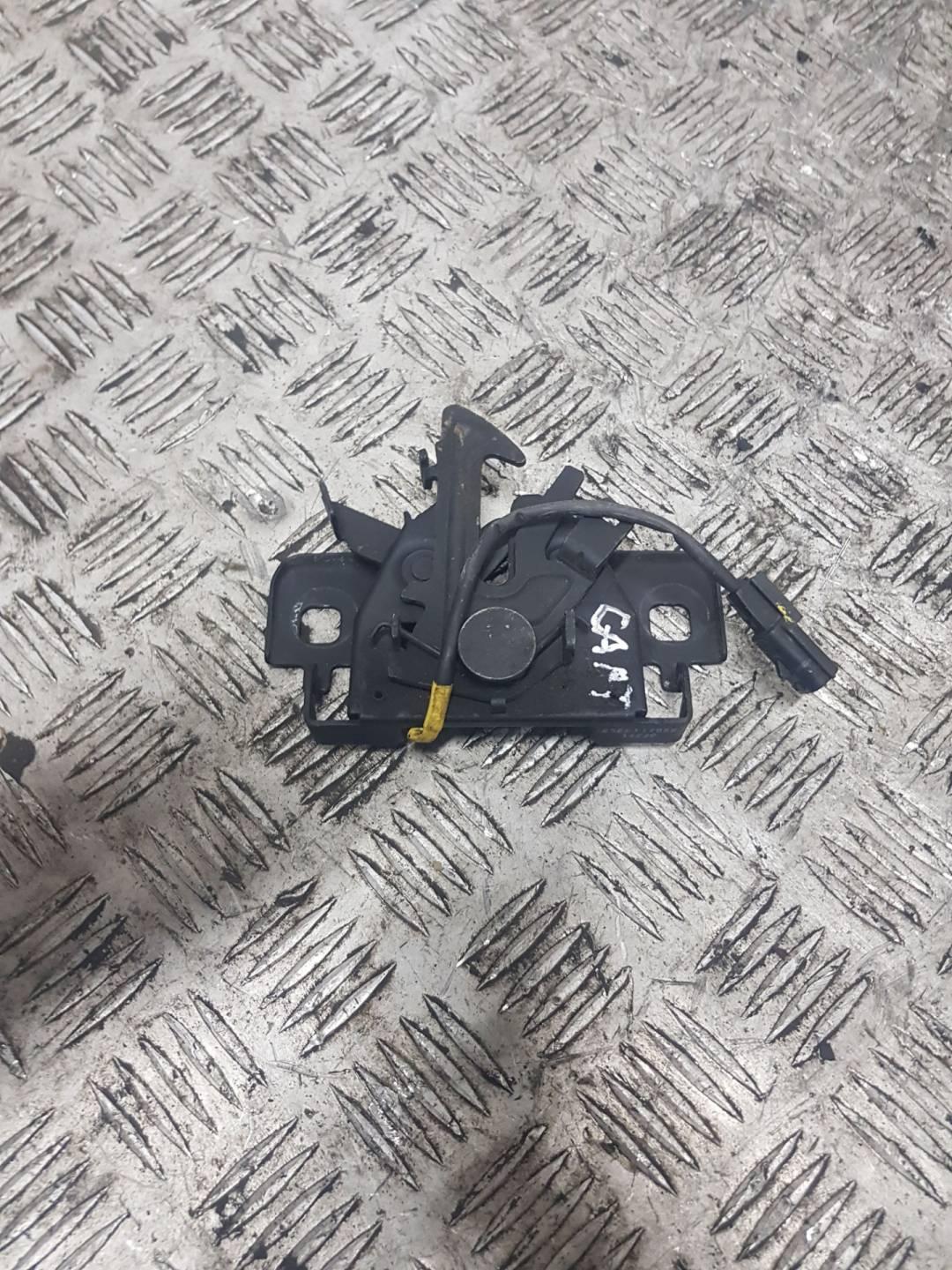 замок капота Renault Captur 1 поколение 2015, 1.5 л., дизель, передний привод - фото №1