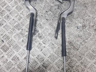 петля капота Renault Captur 1 поколение 2015, 1.5 л., дизель, передний привод