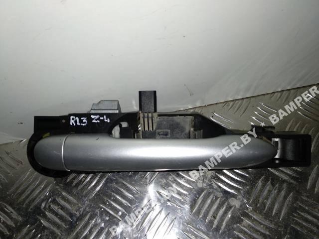 ручка наружная задняя левая Renault Laguna 3 поколение 2009 - фото №1