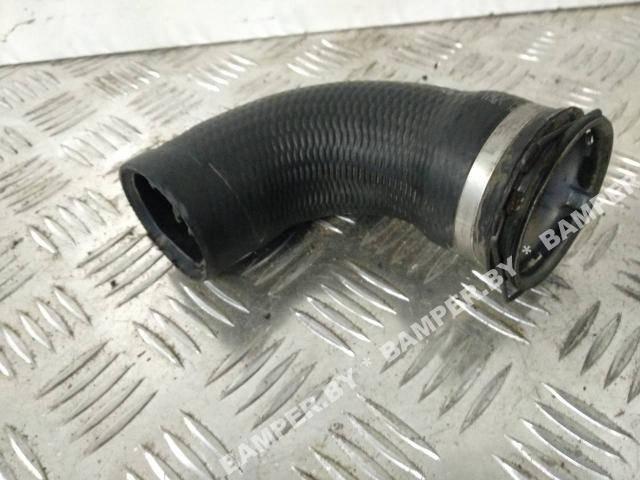 патрубок интеркулера Renault Logan 1 поколение 2009, 1.5 л., дизель - фото №1