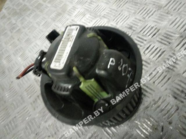 моторчик печки Peugeot 207 1 поколение 2007 - фото №1